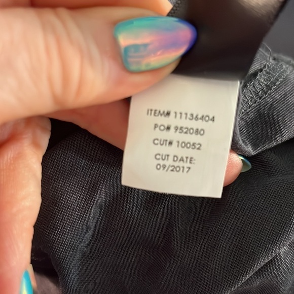 Torrid Top Surplice Plunge Strappy Faux Wrap NWT Gray Torrid Size 2 = 2X - Picture 11 of 11